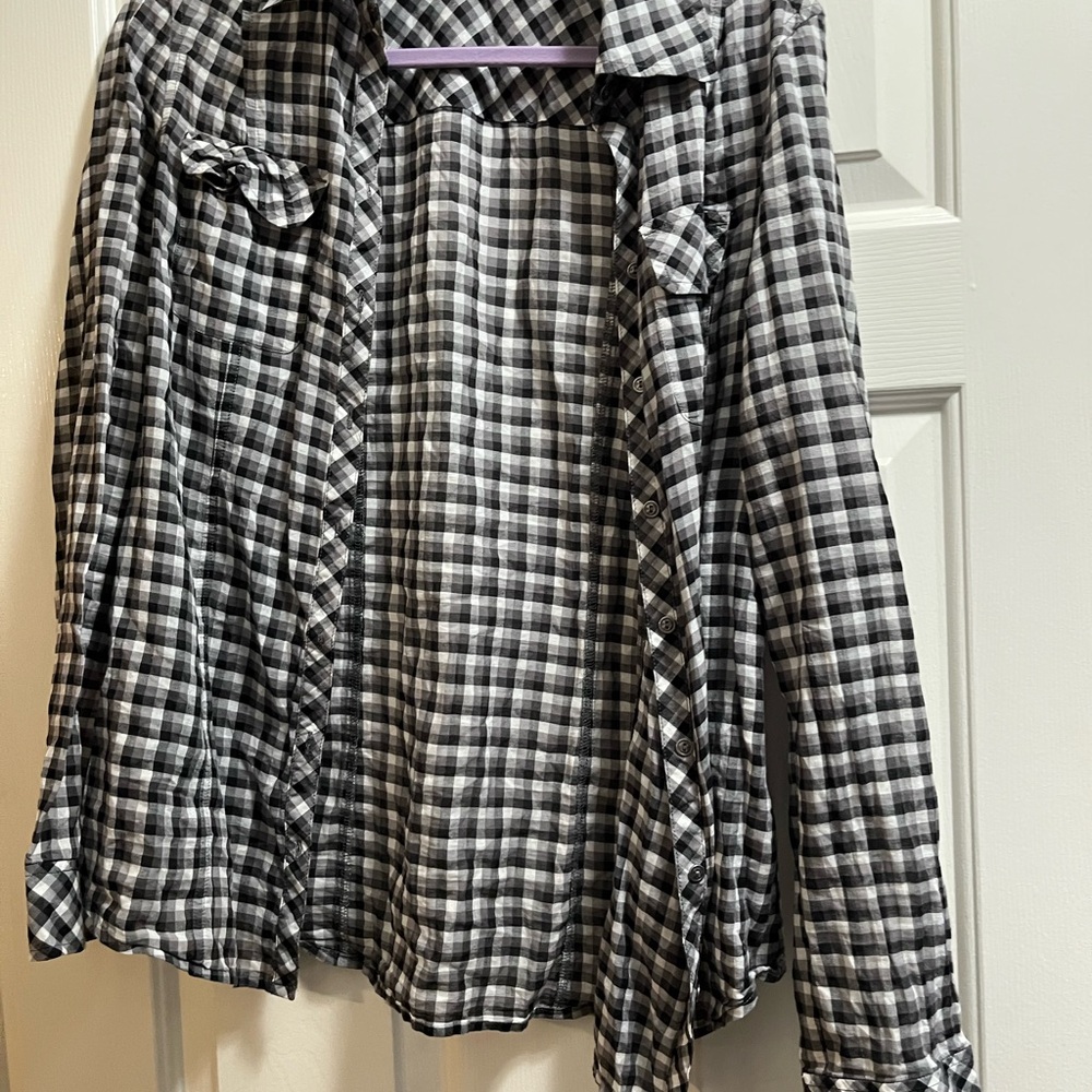 Hinge Black and White Plaid Button Down Shirt
